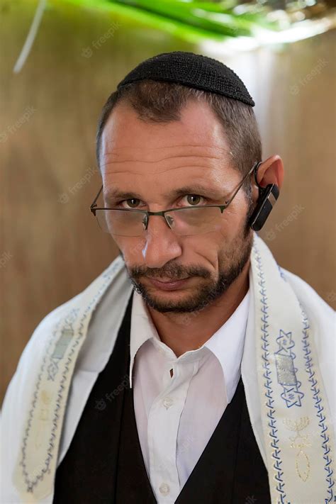 jewish kippah men.